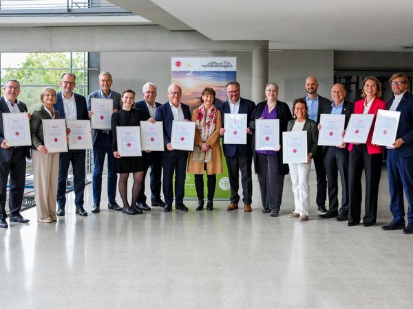 Übergabe Zertifizierungen als nachhaltiges Reiseziel