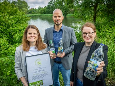 Carolinen und Teutoburger Wald Tourismus präsentieren Ettikettenaktion