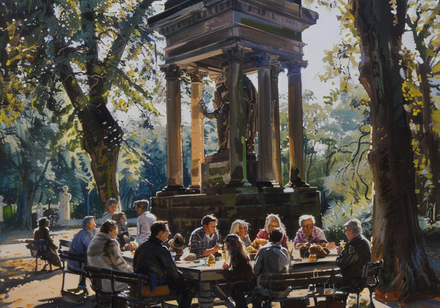 Picknicksituation vor einem Denkmal